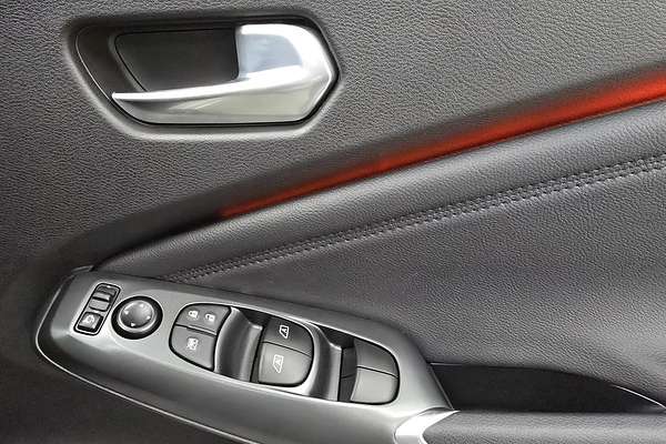 2024 Nissan JUKE ST-L F16