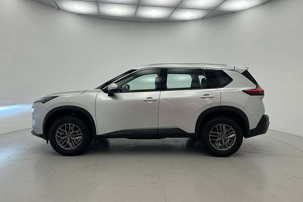 2024 Nissan X-TRAIL ST T33