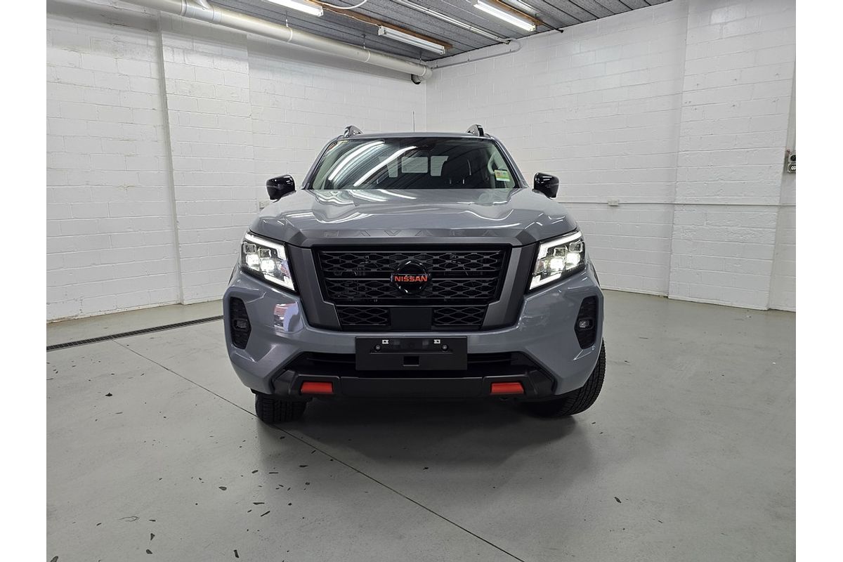 Nissan NAVARA 4X4 2.3 DSL AUTO DC P4X