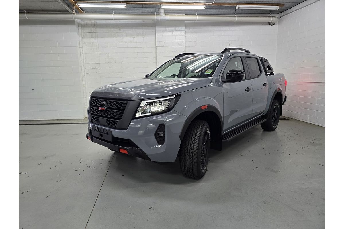 Nissan NAVARA 4X4 2.3 DSL AUTO DC P4X