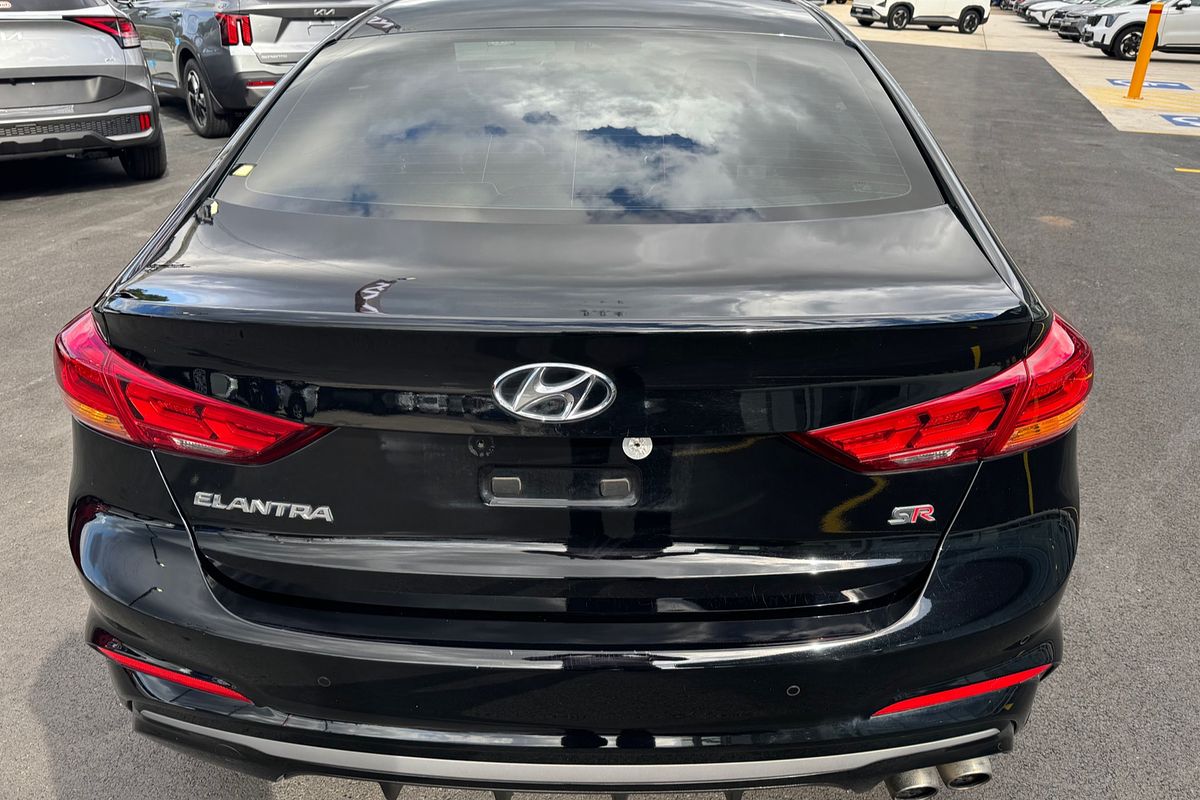 2018 Hyundai Elantra SR Turbo AD