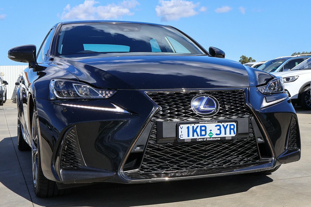 2018 Lexus IS IS300h F Sport AVE30R