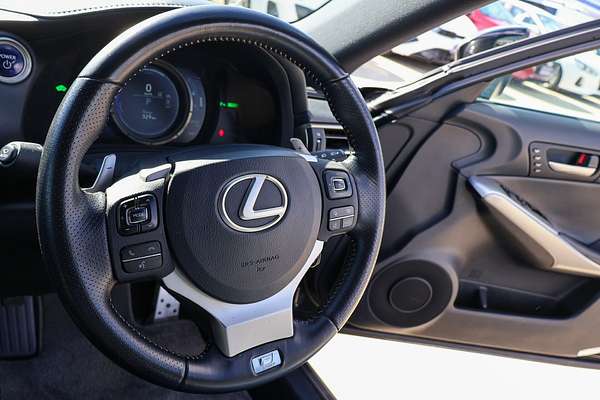 2018 Lexus IS IS300h F Sport AVE30R