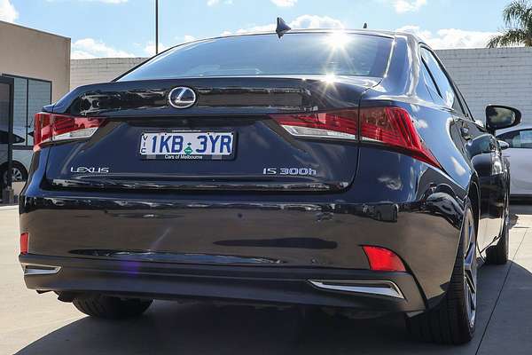 2018 Lexus IS IS300h F Sport AVE30R