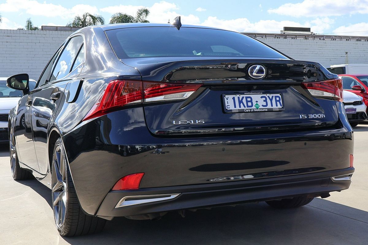 2018 Lexus IS IS300h F Sport AVE30R
