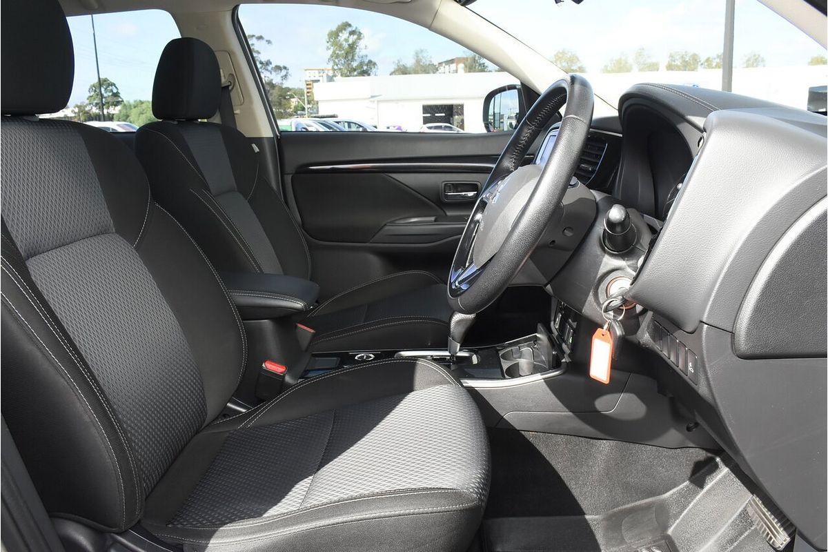 2019 Mitsubishi Outlander ES ZL