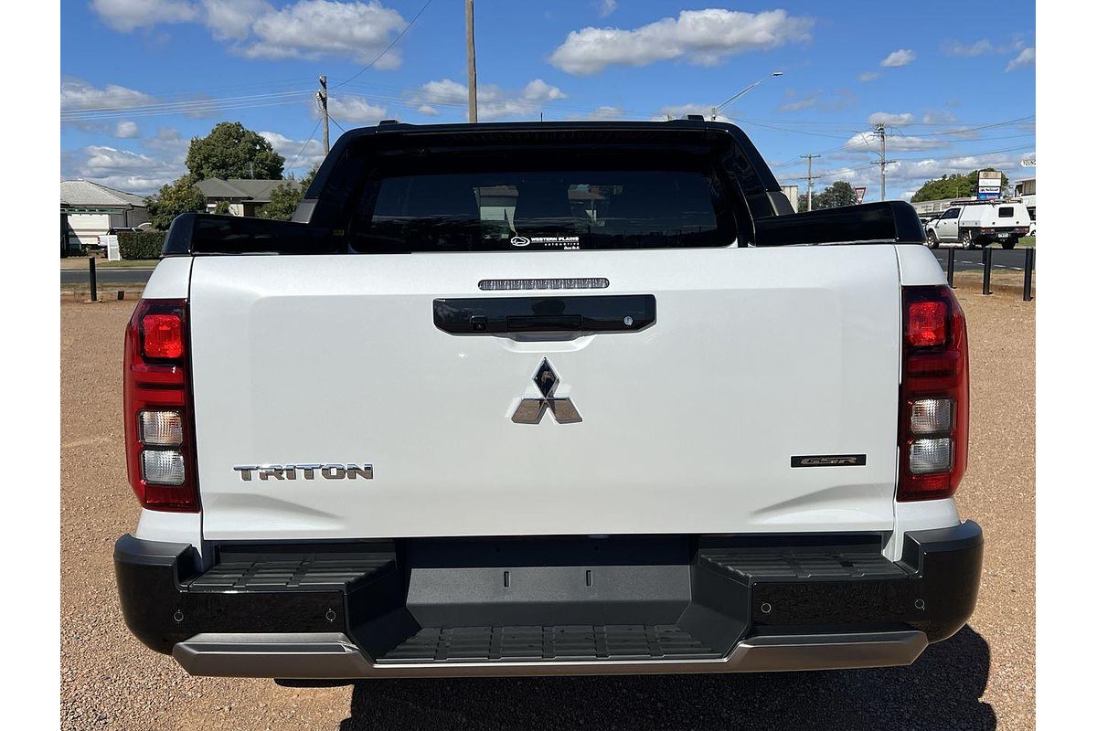 2025 Mitsubishi Triton GSR MV 4X4