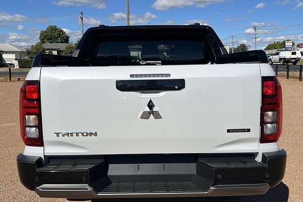 2025 Mitsubishi Triton GSR MV 4X4