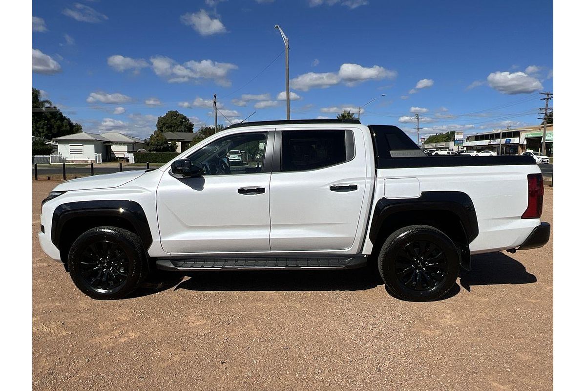 2025 Mitsubishi Triton GSR MV 4X4