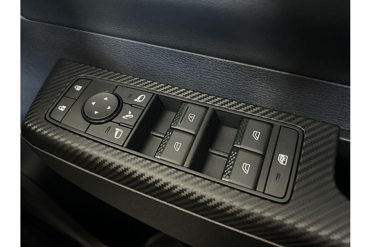 2025 Mitsubishi Triton GSR MV 4X4