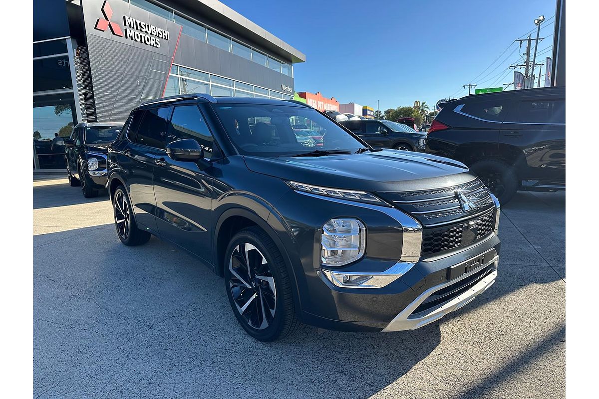 2024 Mitsubishi Outlander Exceed Tourer ZM