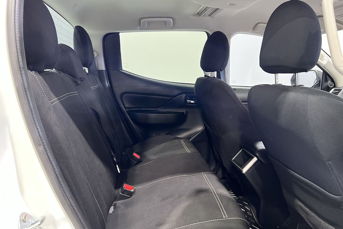 2022 Mitsubishi Triton GLX-R MR 4X4