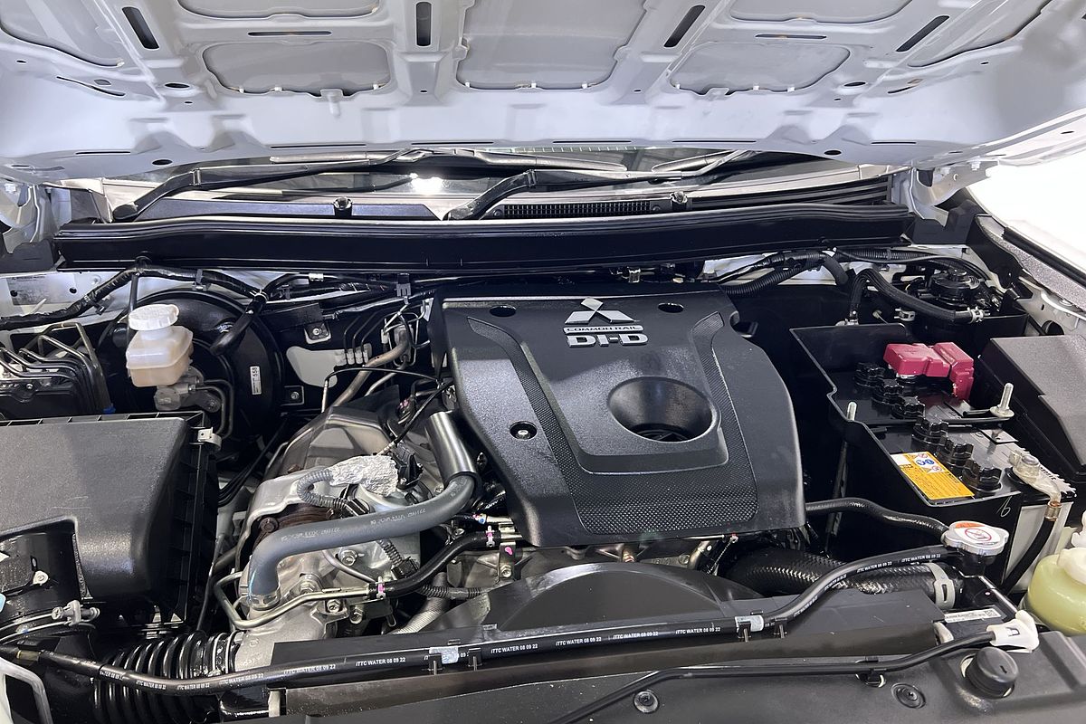 2022 Mitsubishi Triton GLX-R MR 4X4