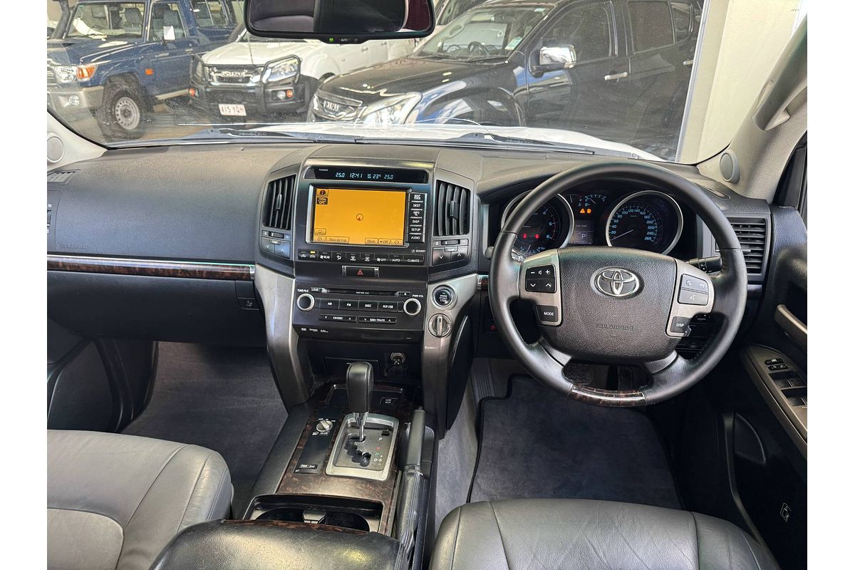 2009 Toyota Landcruiser Sahara VDJ200R