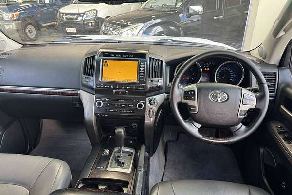 2009 Toyota Landcruiser Sahara VDJ200R