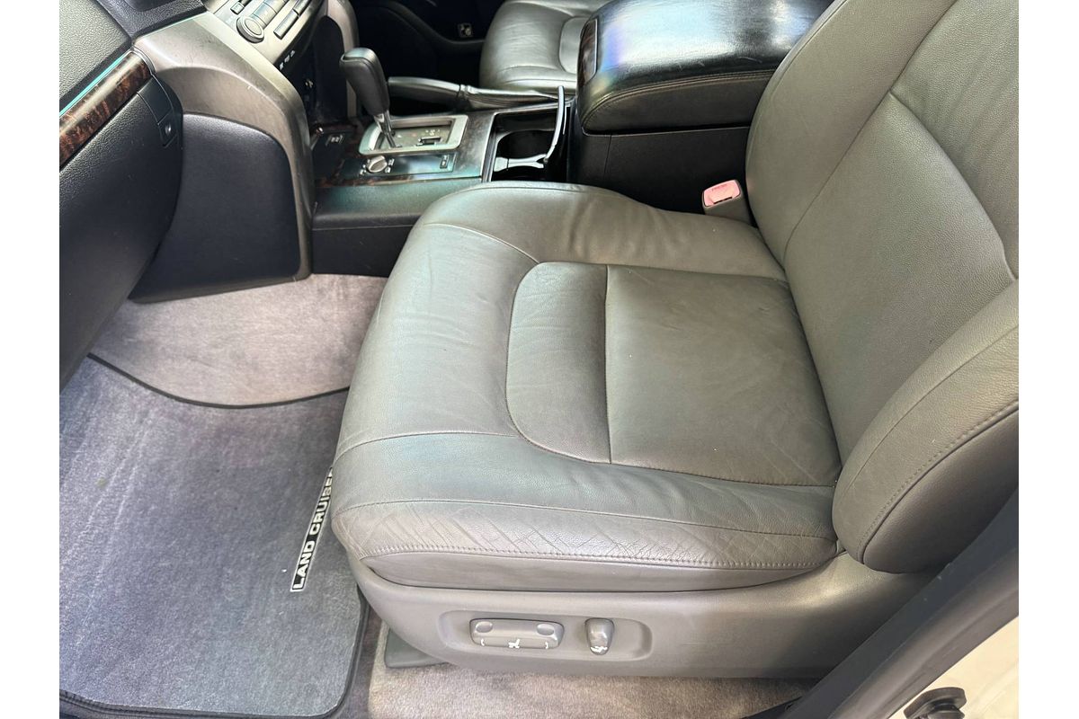 2009 Toyota Landcruiser Sahara VDJ200R