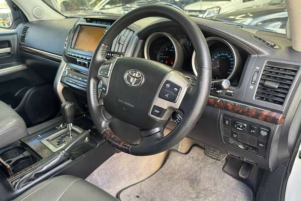 2009 Toyota Landcruiser Sahara VDJ200R