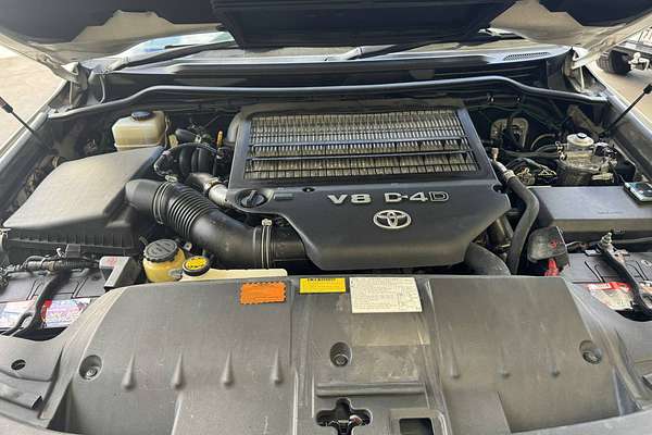 2009 Toyota Landcruiser Sahara VDJ200R
