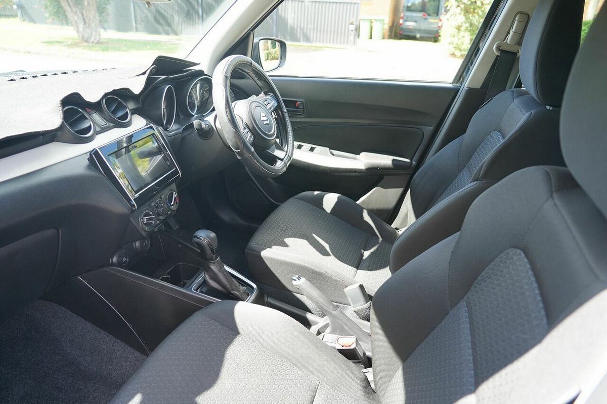 2017 Suzuki Swift GL Navigator AL