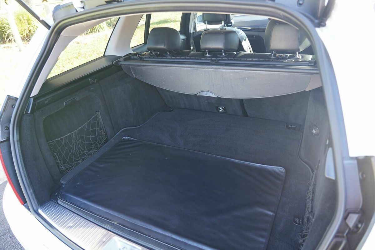 2012 Mercedes-Benz C200 BE W204 MY12