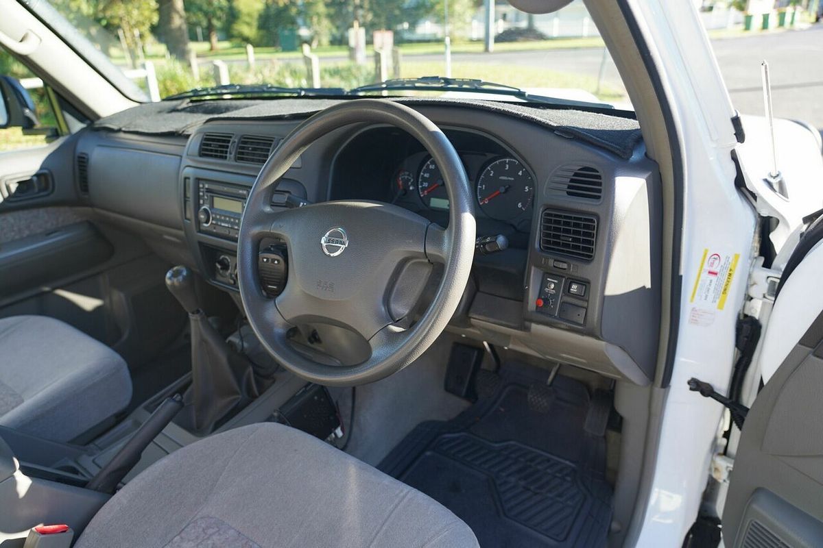 2012 Nissan Patrol ST (4x4) MY11 Upgrade