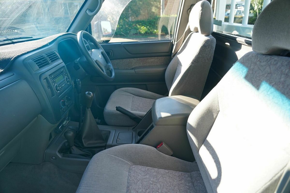 2012 Nissan Patrol ST (4x4) MY11 Upgrade