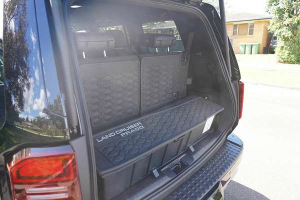 2024 Toyota Landcruiser Prado VX GDJ251R