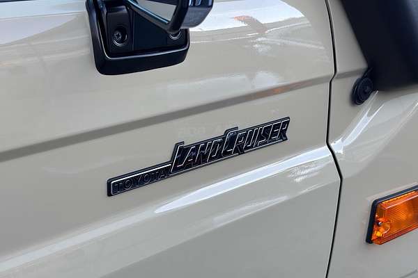 2023 Toyota Landcruiser GXL Troopcarrier VDJ78R