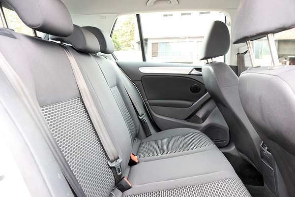 2010 Volkswagen Golf 77TDI Trendline VI