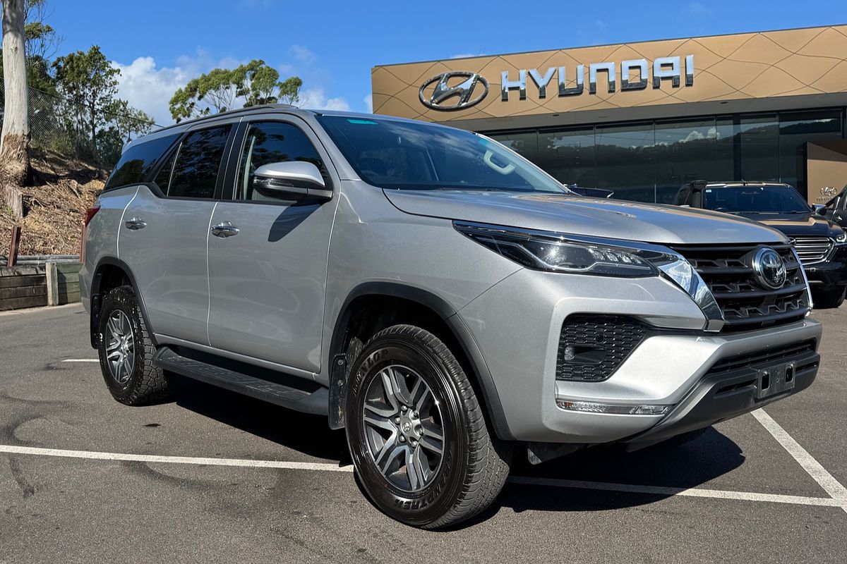 2023 Toyota Fortuner GXL GUN156R