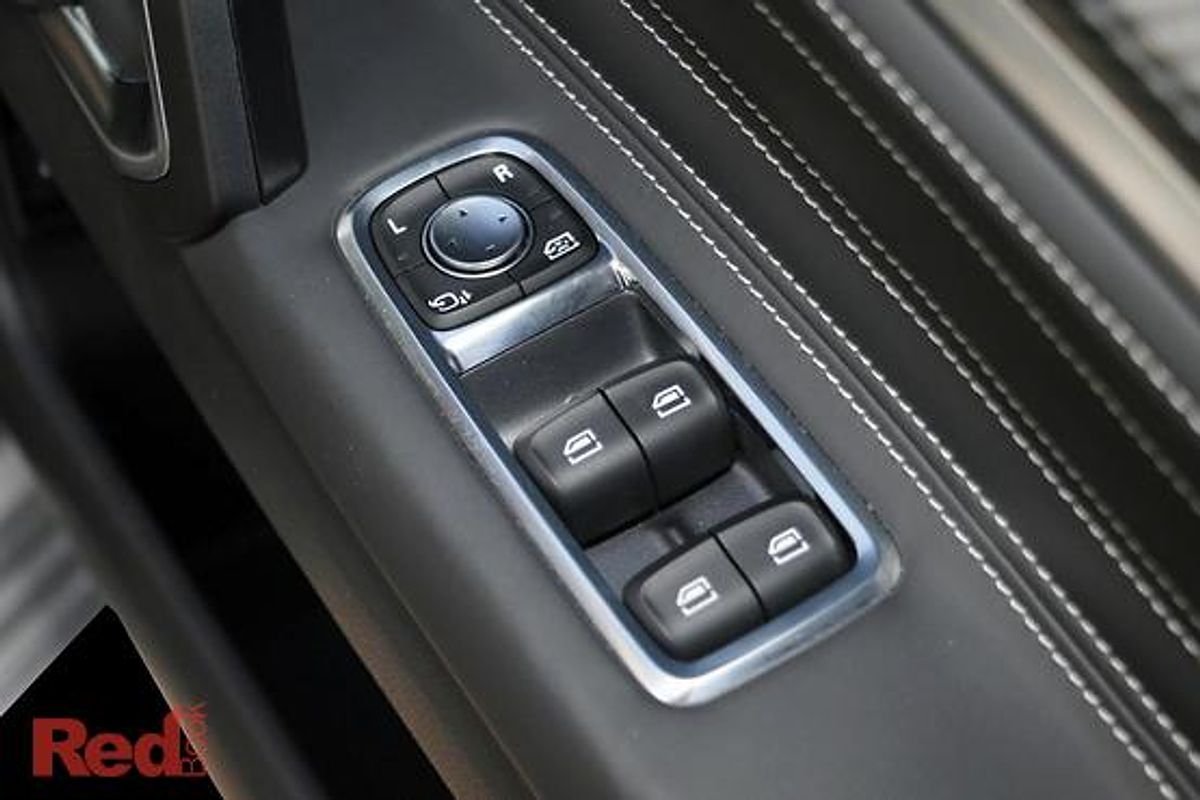 2025 LDV D90 Executive SV9A