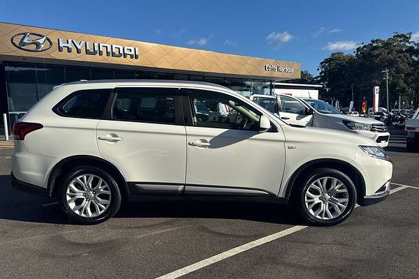2019 Mitsubishi Outlander ES ADAS ZL