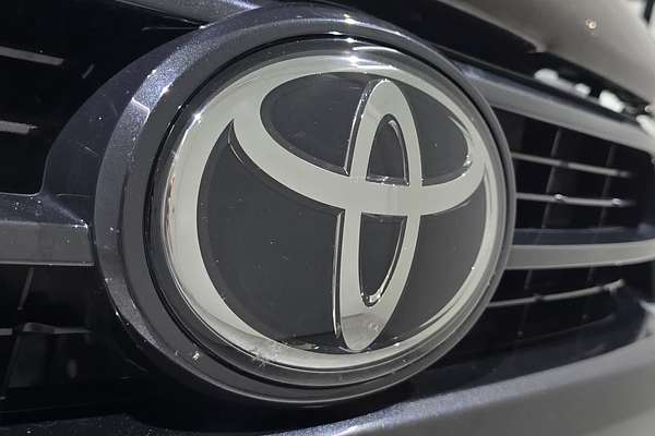 2023 Toyota Hilux SR5 GUN126R 4X4