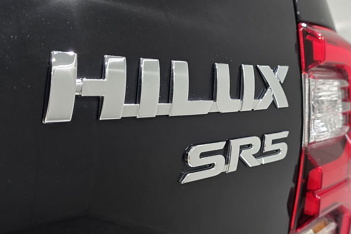 2023 Toyota Hilux SR5 GUN126R 4X4