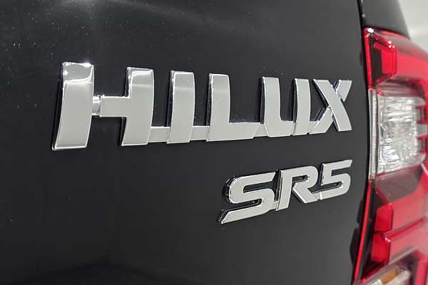 2023 Toyota Hilux SR5 GUN126R 4X4