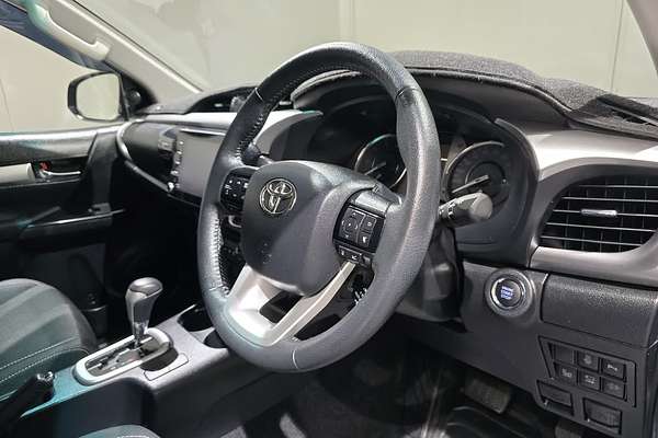 2023 Toyota Hilux SR5 GUN126R 4X4