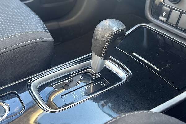2019 Mitsubishi Outlander ES ADAS ZL