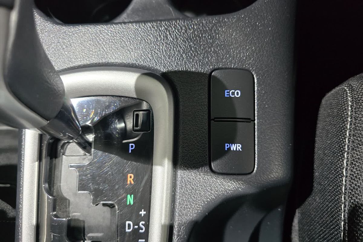 2023 Toyota Hilux SR5 GUN126R 4X4