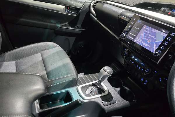 2023 Toyota Hilux SR5 GUN126R 4X4