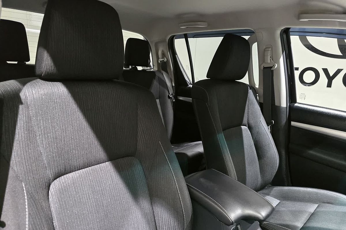 2023 Toyota Hilux SR5 GUN126R 4X4