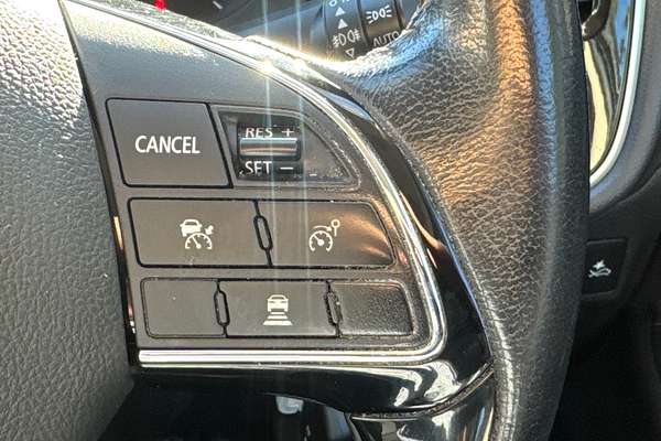 2019 Mitsubishi Outlander ES ADAS ZL