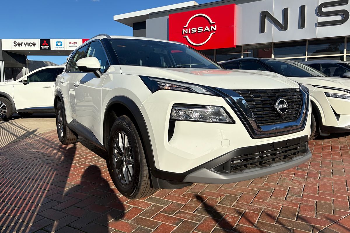 2025 Nissan X-TRAIL ST T33