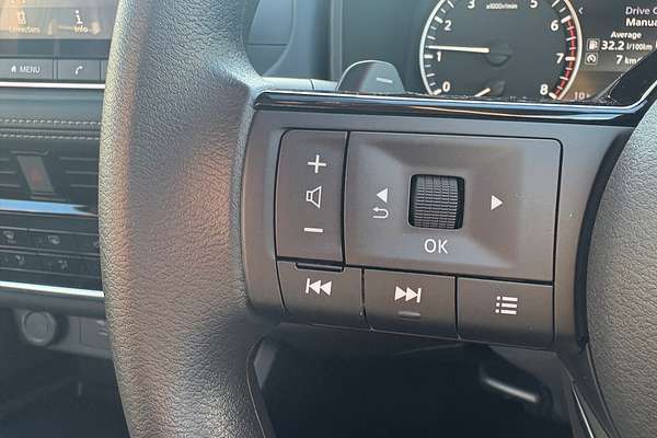 2025 Nissan X-TRAIL ST T33
