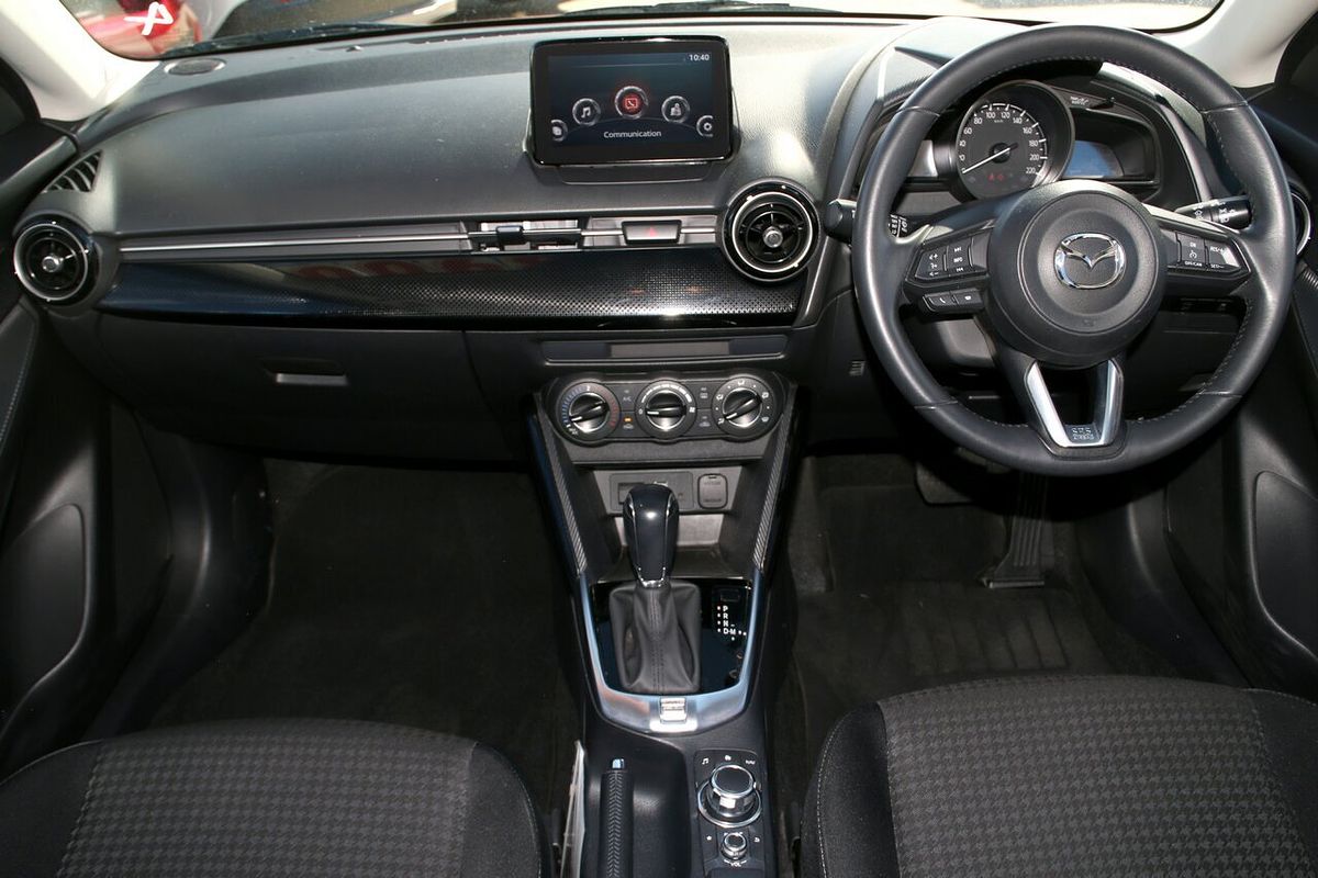 2017 Mazda 2 Maxx DJ Series
