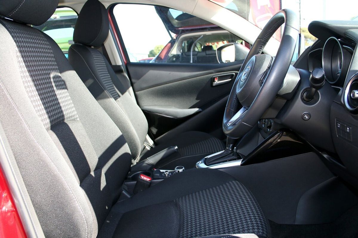 2017 Mazda 2 Maxx DJ Series