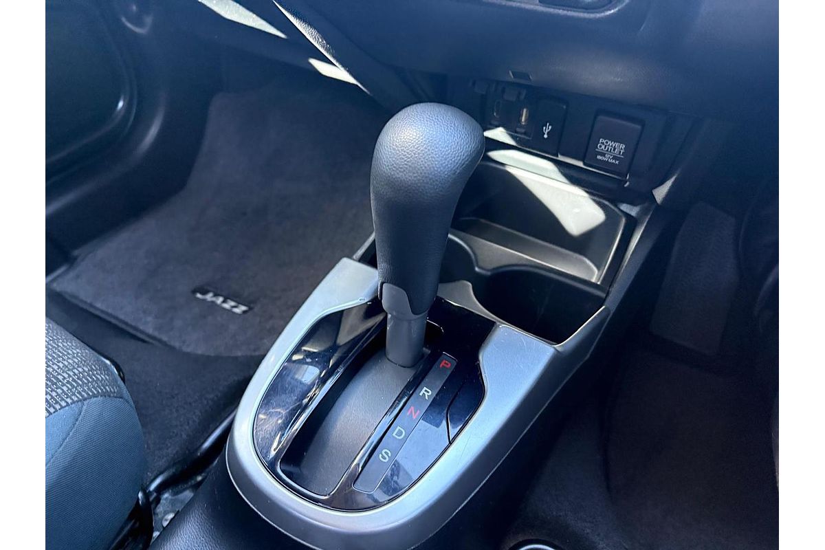 2014 Honda Jazz VTi GF