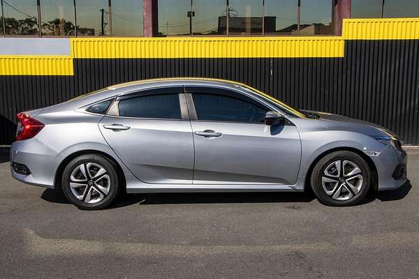 2016 Honda Civic VTi 9th Gen Ser II