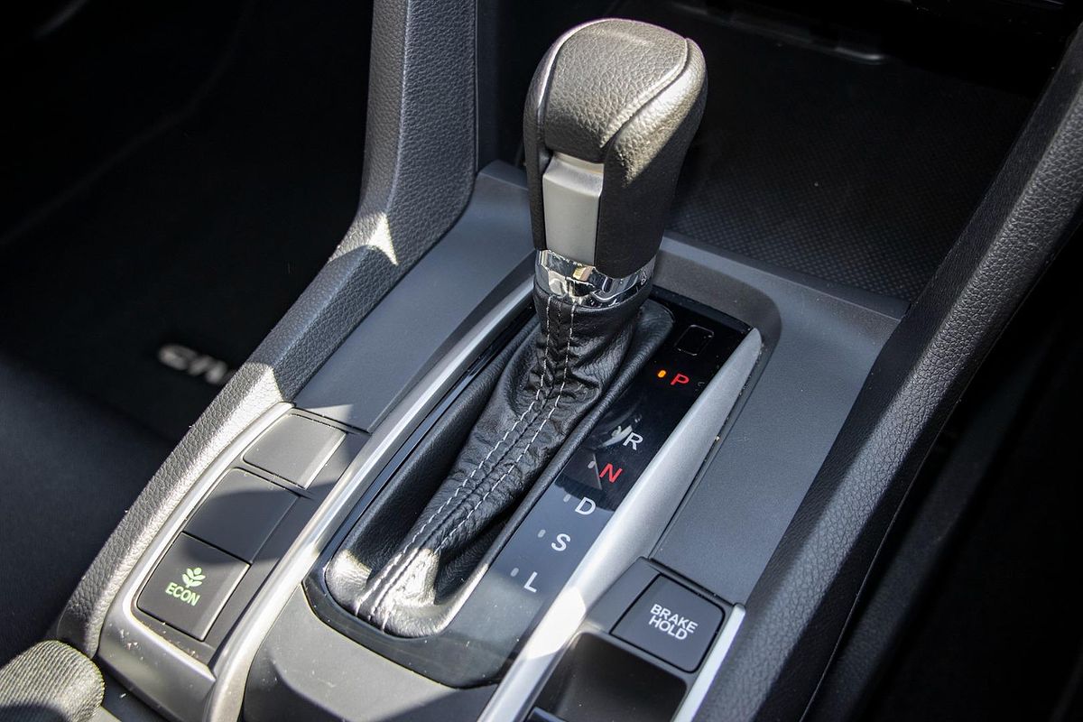 2016 Honda Civic VTi 9th Gen Ser II