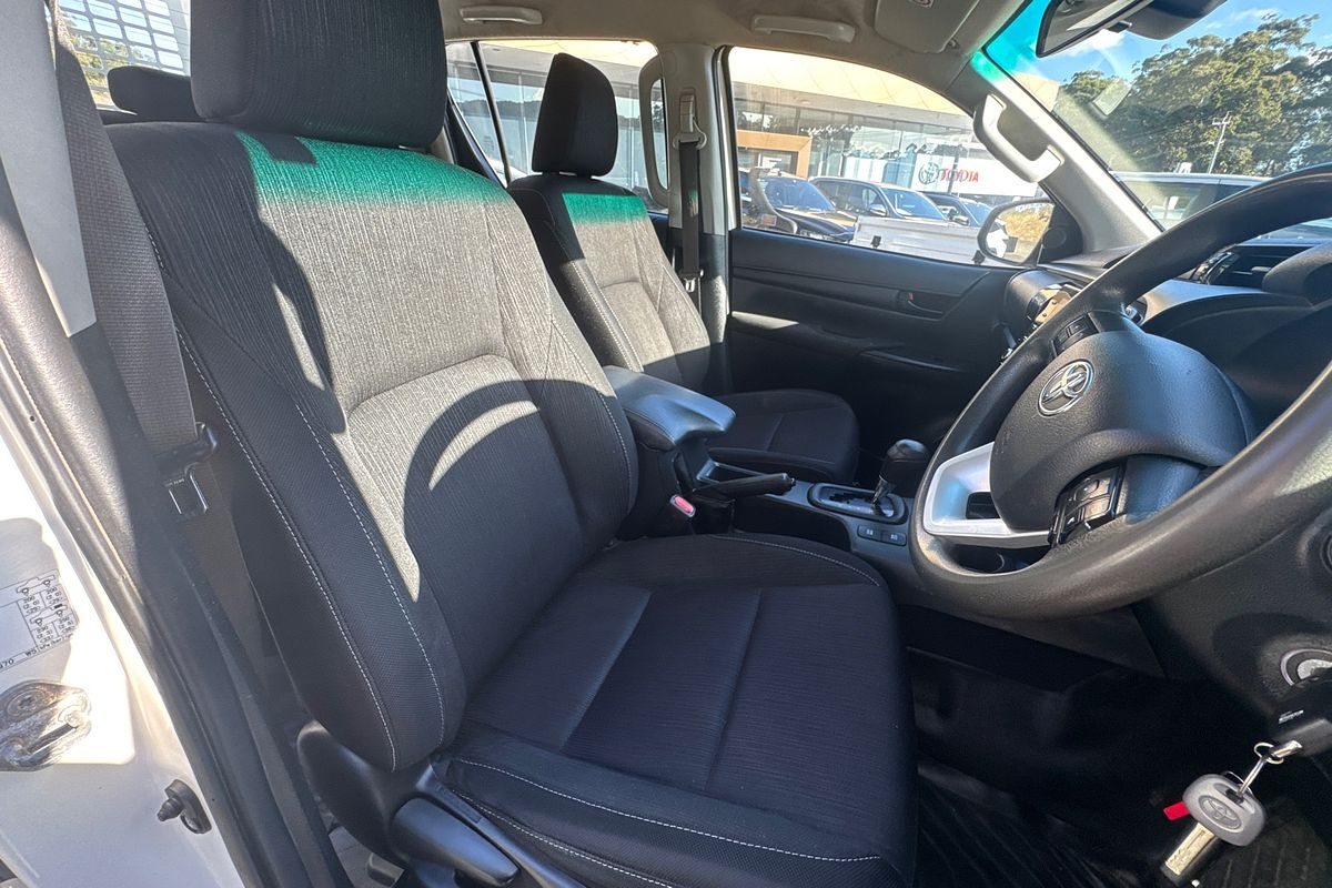 2020 Toyota Hilux SR GUN126R 4X4
