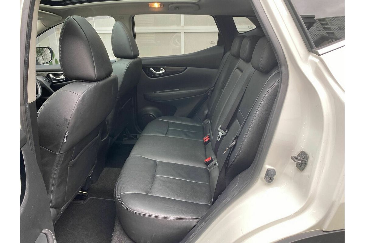 2015 Nissan QASHQAI Ti J11